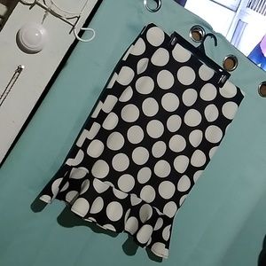 NYCC NEW YORK CLOTHING CD POLKADOT SKIRT SIZE LARGE